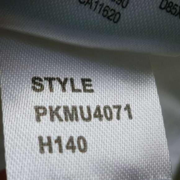 Mac & Jac White Ruffle 3/4 Button Down Blouse - Picture 7 of 8